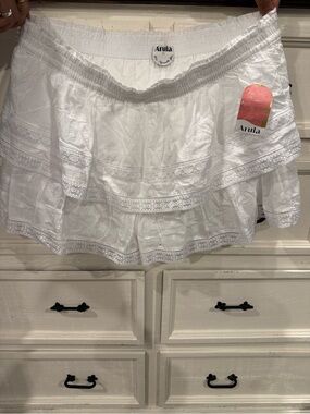 NWT Arula Mini Skirt